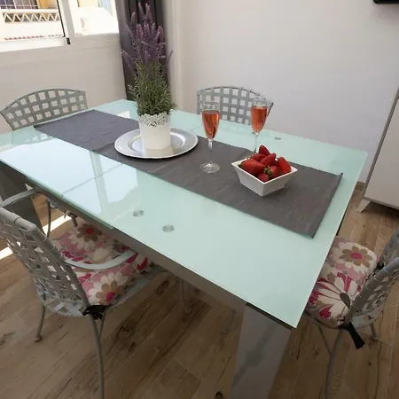 Medina アパート *